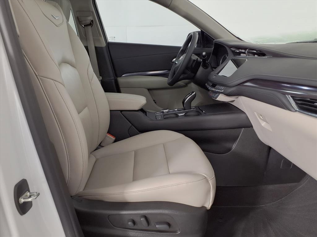 2023 Cadillac XT4 Luxury White at Tom Peacock Cadillac