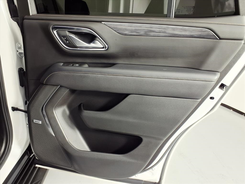 2022 GMC Yukon SLT White at Classic Chevrolet Galveston