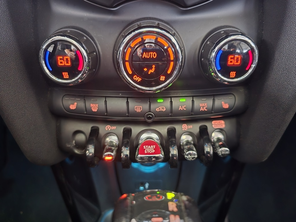 Thumbnail: 2019 MINI Cooper - 30