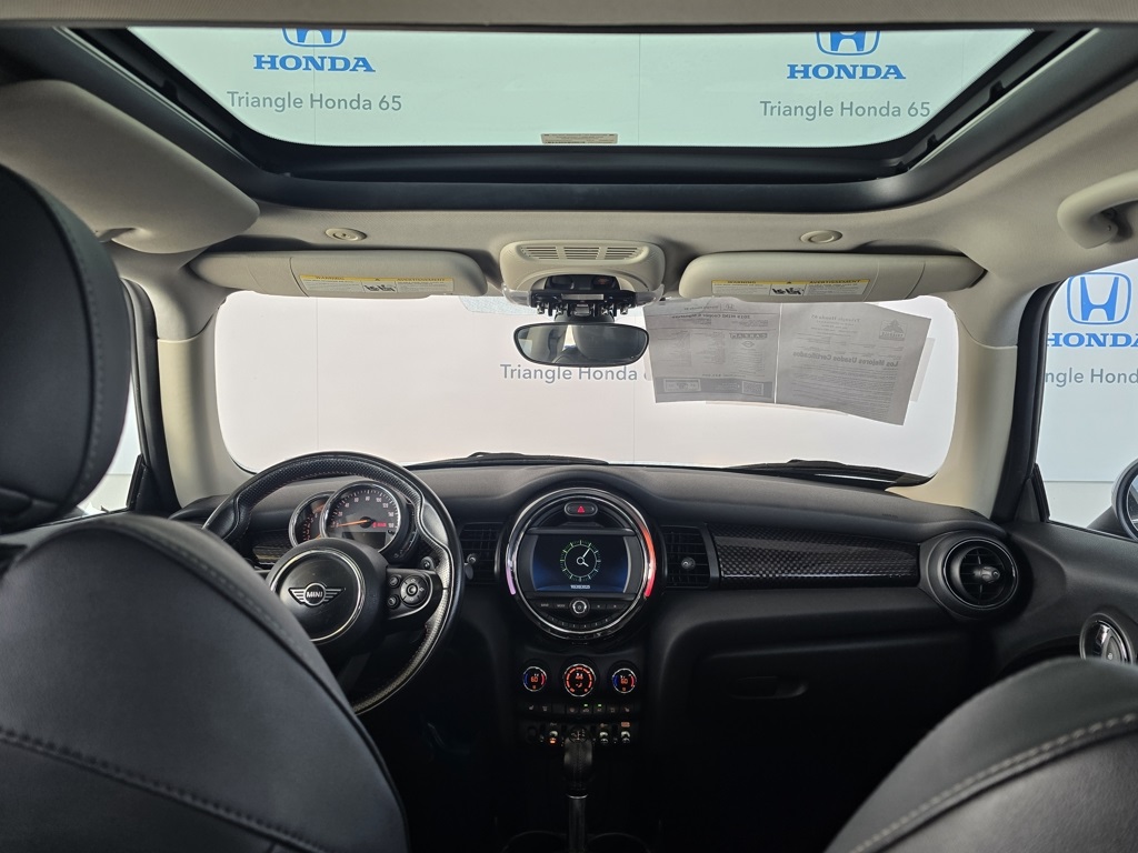 Thumbnail: 2019 MINI Cooper - 9