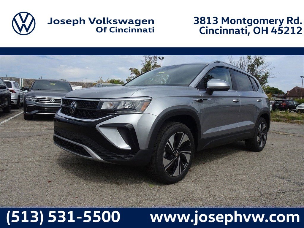 2024 Volkswagen Taos SE 4Motion