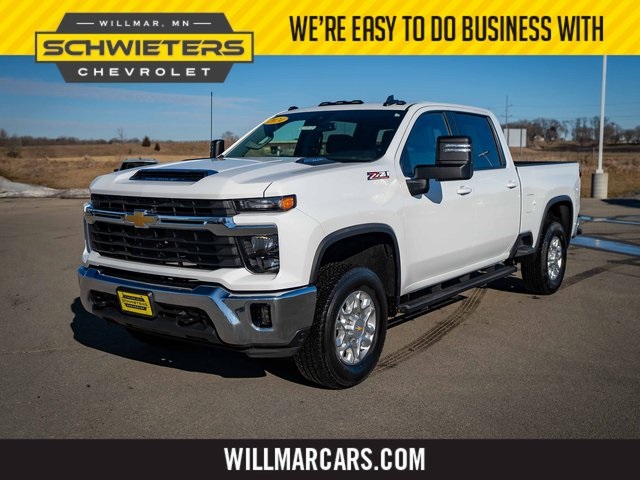 2024 Chevrolet Silverado 3500HD LT Crew Cab 4WD