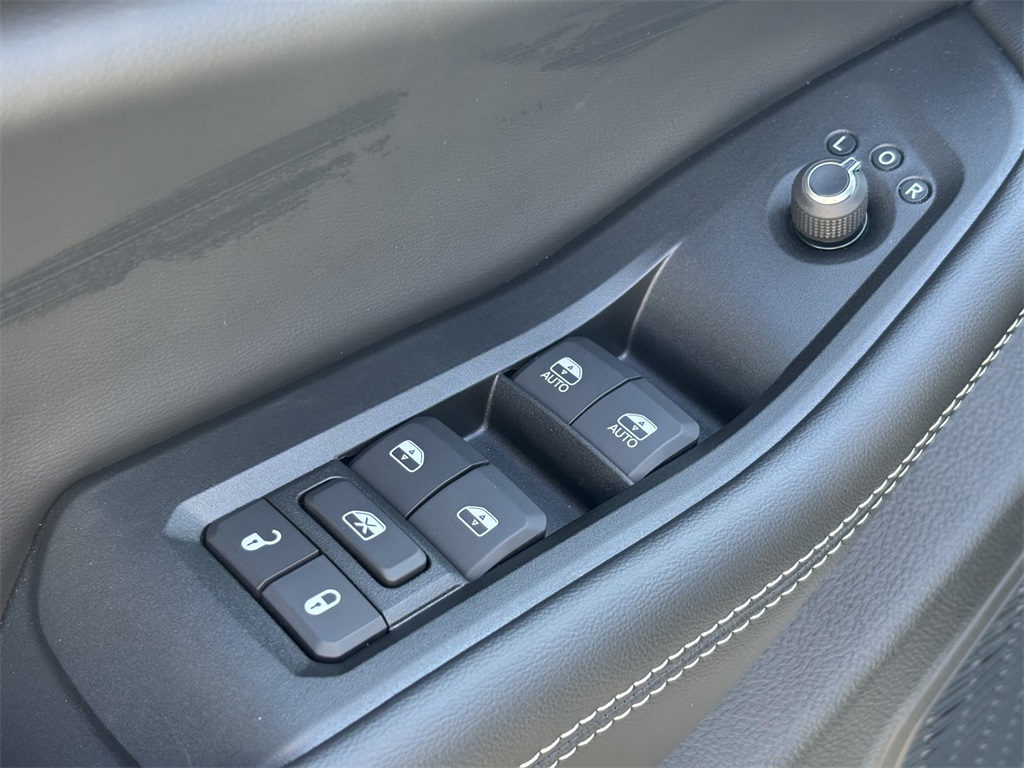 New Car 2025 Jeep Grand Cherokee L  Altitude X For Sale Under $40,000 In San Marcos, Texas