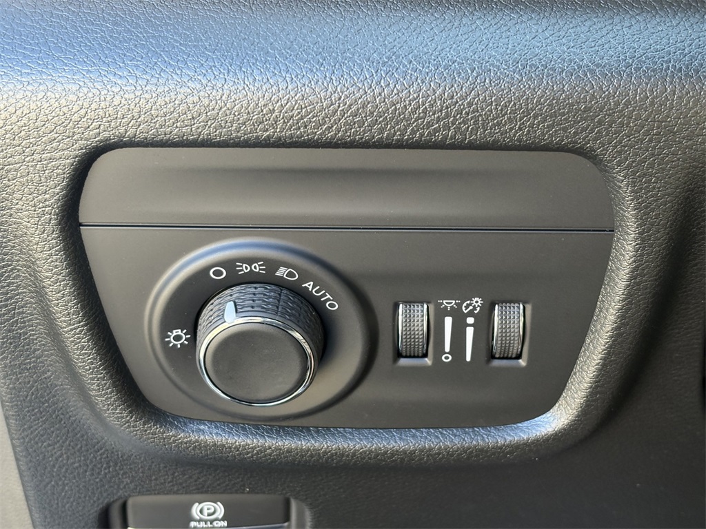 New Car 2025 Jeep Grand Cherokee L  Altitude X For Sale Under $40,000 In San Marcos, Texas