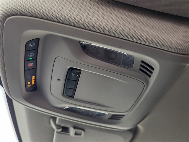 2022 Buick Envision Preferred White at Bayway Cadillac of The Woodlands