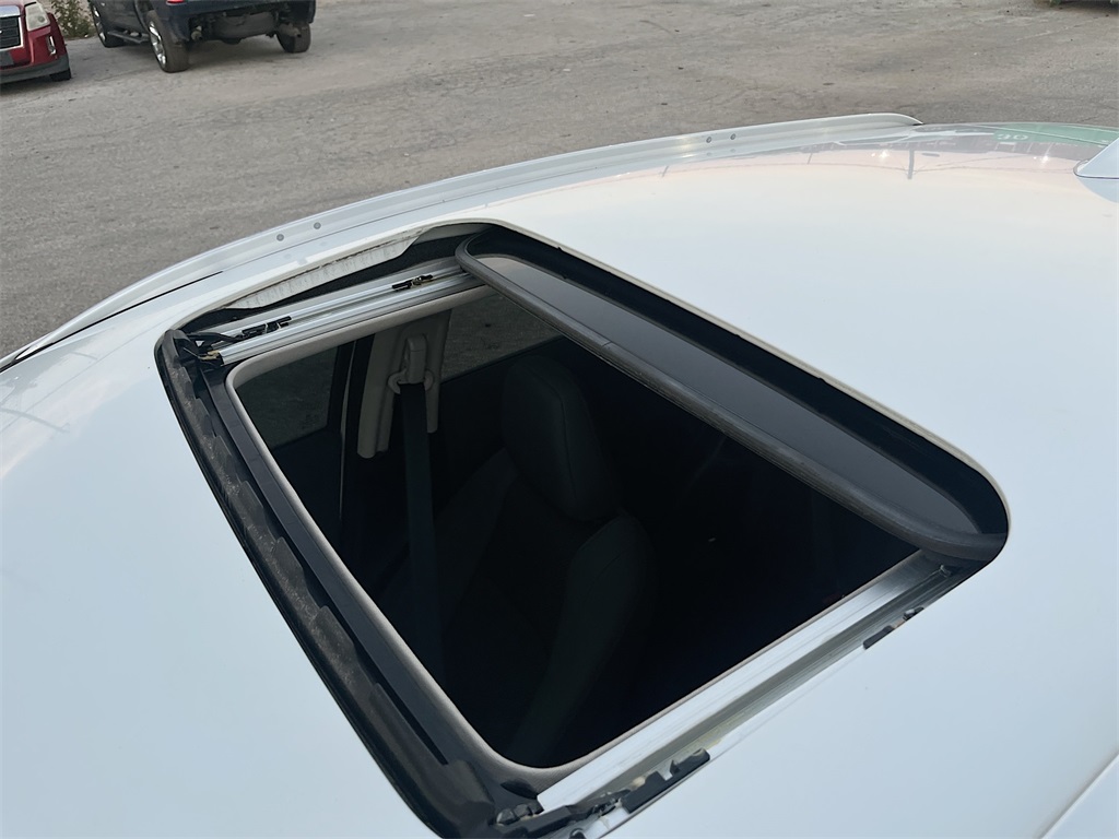 2022 Honda HR-V EX White at AutoSavvy Houston Southwest