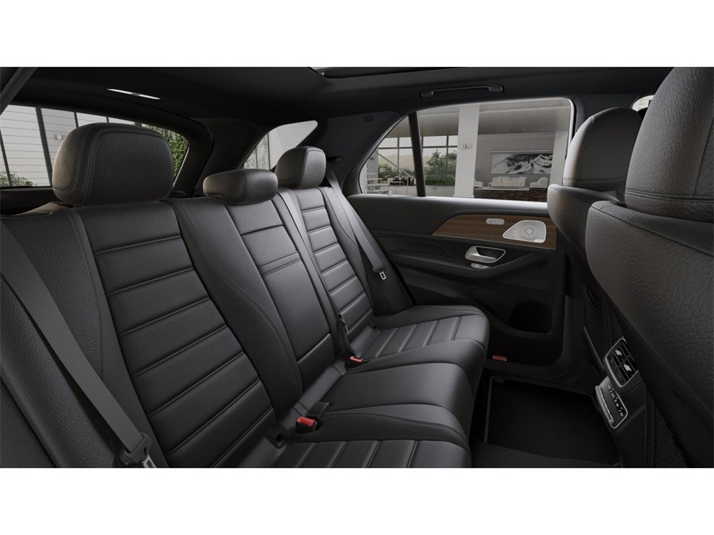2026 Mercedes Benz GLE 450 4MATIC photo 4