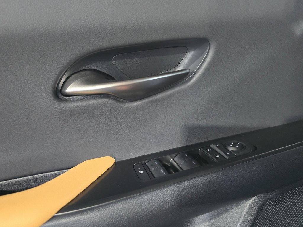 Thumbnail: 2025 Lexus UX - 13