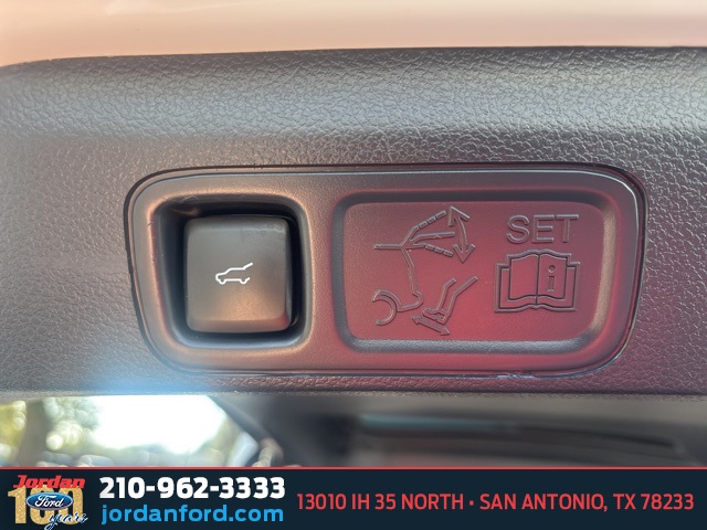 Used Car 2022 Ford Expedition Max  Platinum For Sale Under $60,000 In San Antonio, Texas