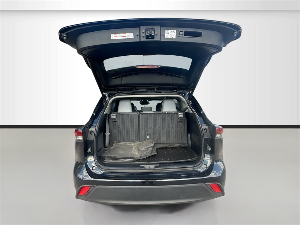 2024 Toyota Highlander XLE Blue at Don McGill Toyota