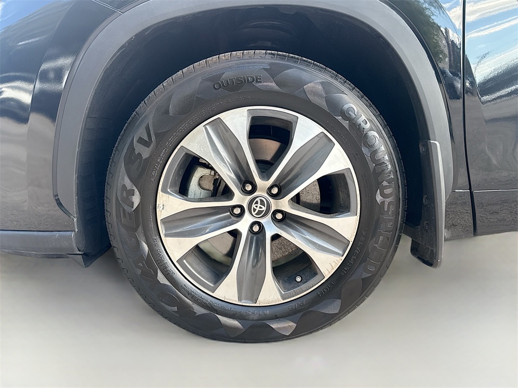 2024 Toyota Highlander XLE Blue at Don McGill Toyota