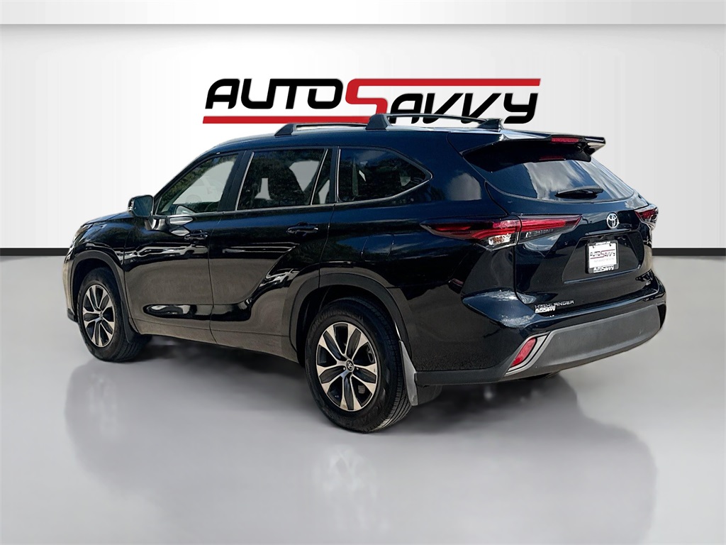 2024 Toyota Highlander XLE Blue at Don McGill Toyota