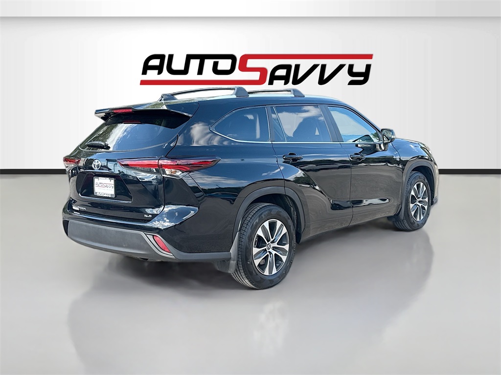 2024 Toyota Highlander XLE Blue at Don McGill Toyota