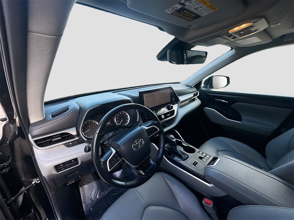 2024 Toyota Highlander XLE Blue at Don McGill Toyota