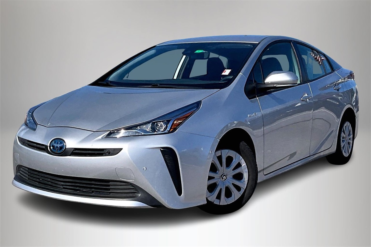 2022 Toyota Prius LE FWD