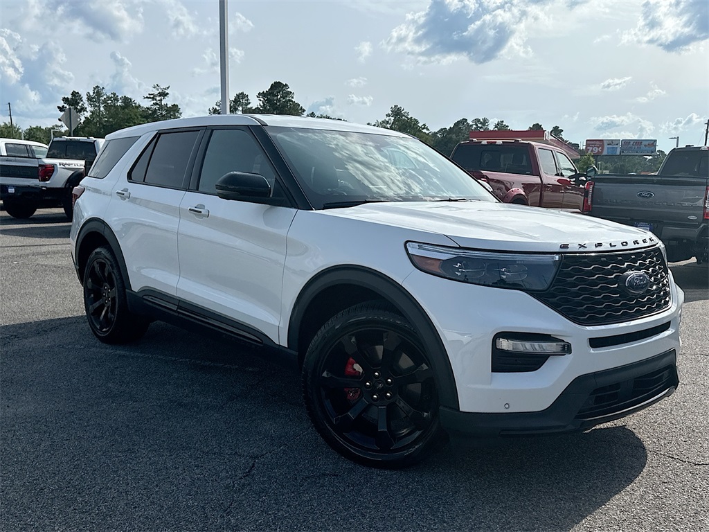 2022 Ford Explorer ST