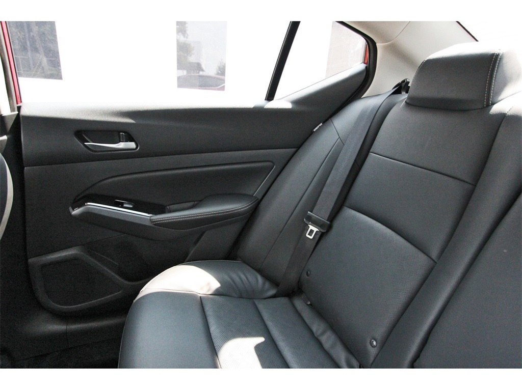 2025 Nissan Altima 2.5 SL - 8