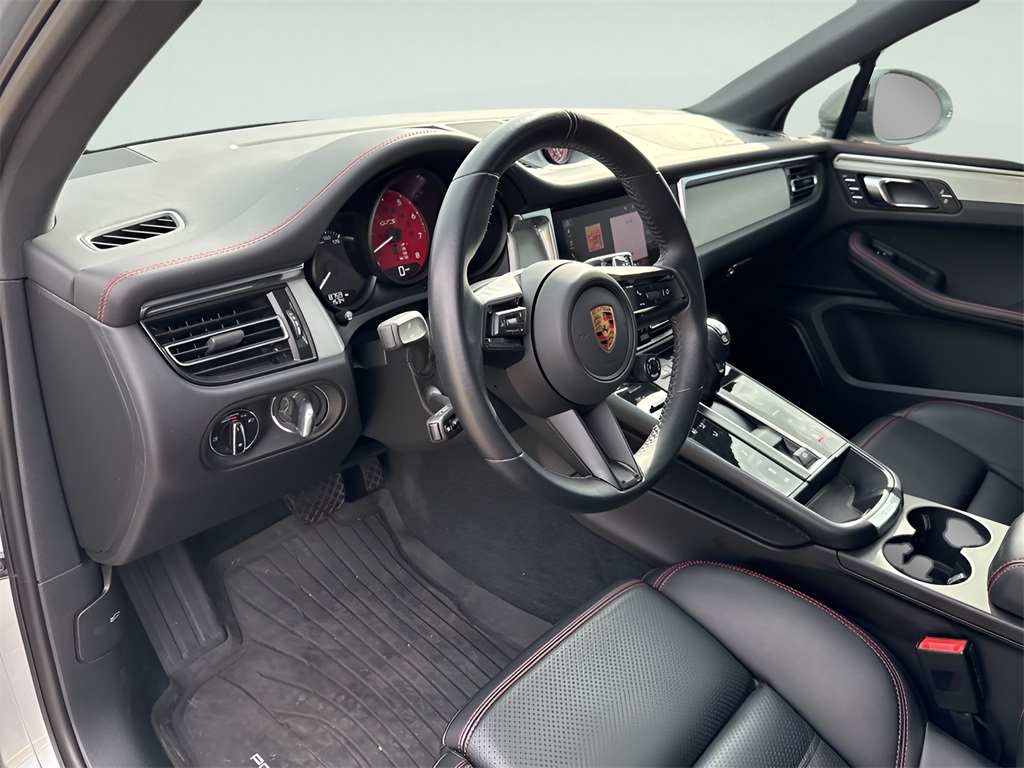 2024 Porsche Macan