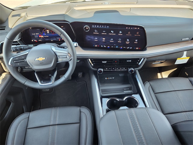 2025 Chevrolet Suburban High Country photo 15