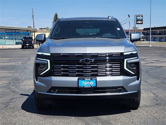 2025 Chevrolet Suburban High Country photo 7