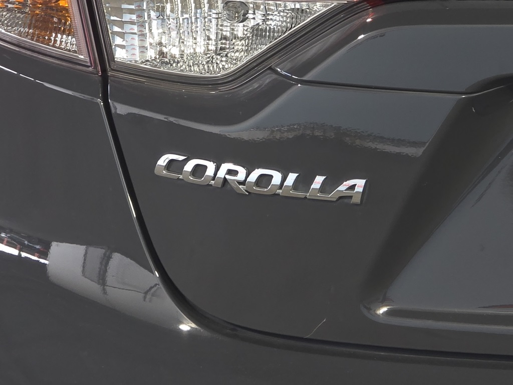 Thumbnail: 2023 Toyota Corolla - 11