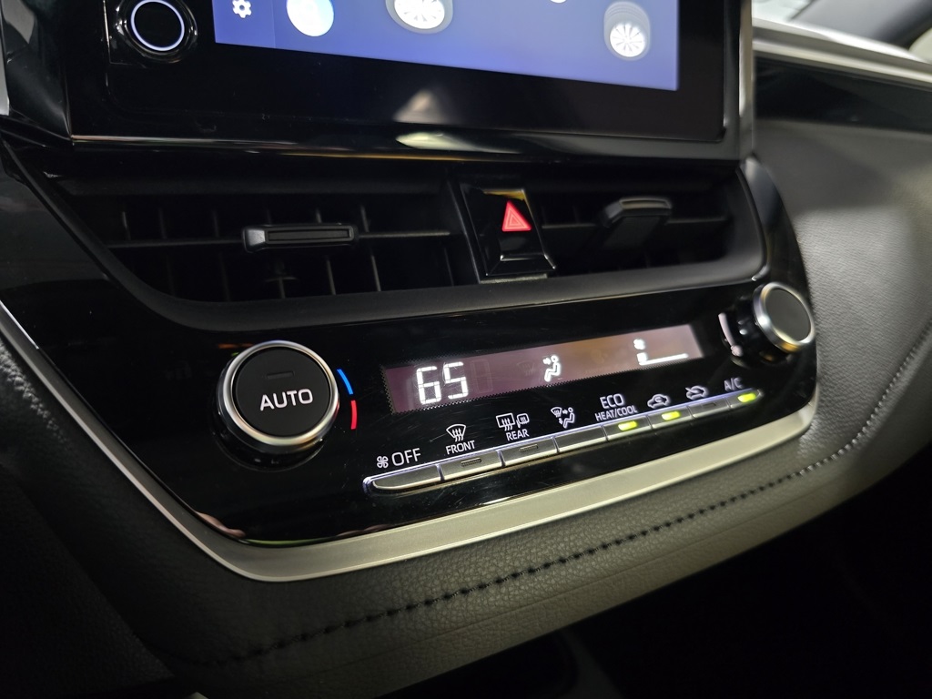 Thumbnail: 2023 Toyota Corolla - 22