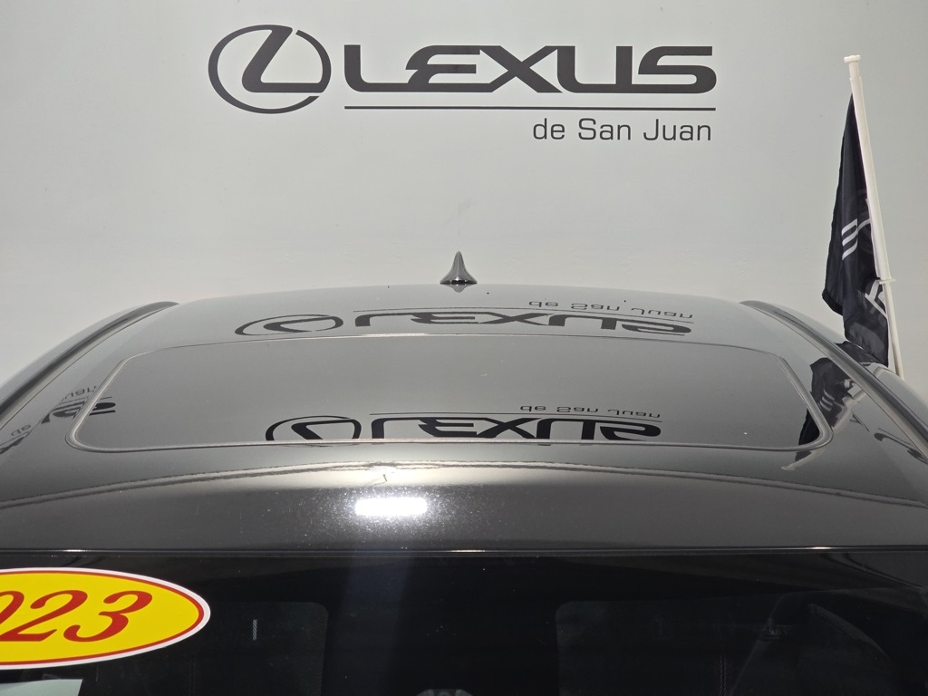 Thumbnail: 2023 Toyota Corolla - 7