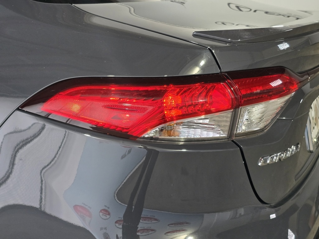 Thumbnail: 2023 Toyota Corolla - 9