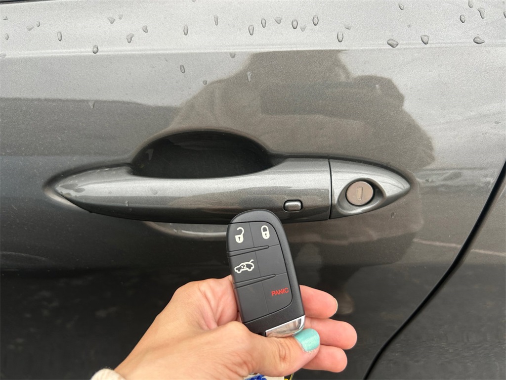 Used Car 2024 Dodge Hornet  Gt For Sale Under $20,000 In Floresville, Texas