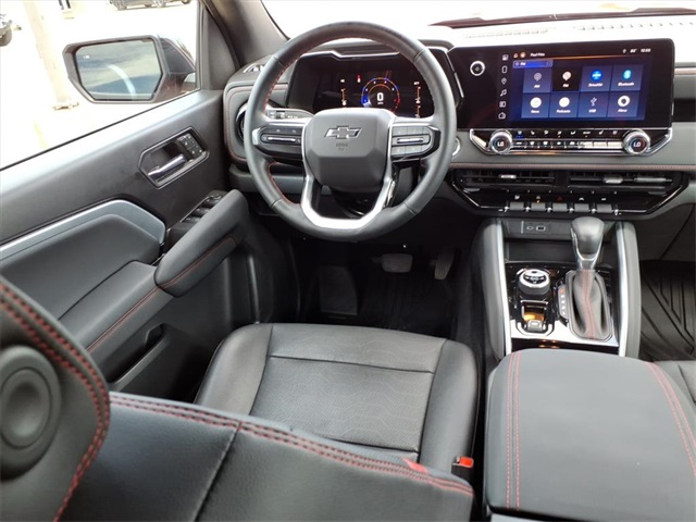 2023 Chevrolet Colorado Z71 photo 4