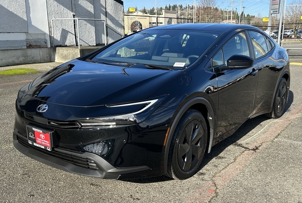 2026 Toyota Prius LE AWD