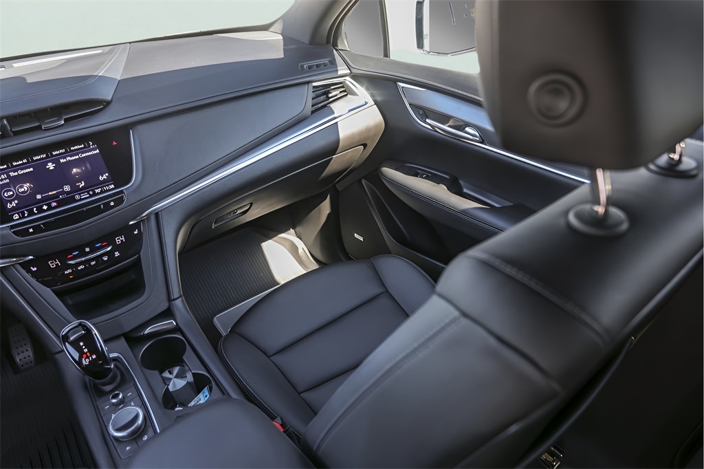 Used Car 2023 Cadillac Xt5  Luxury For Sale Under $35,000 In Austin, Texas