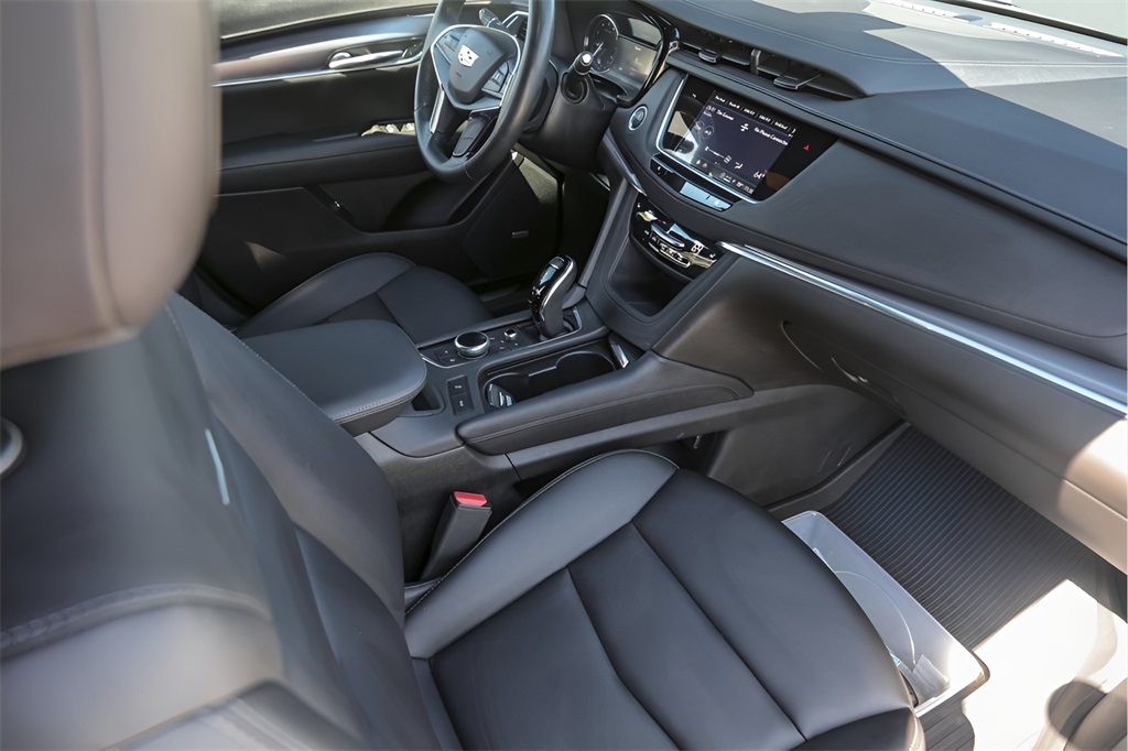 Used Car 2023 Cadillac Xt5  Luxury For Sale Under $35,000 In Austin, Texas