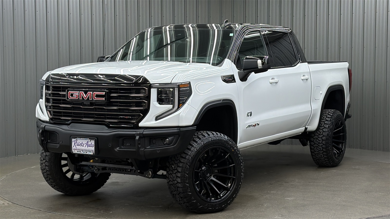 2025 GMC Sierra 1500 AT4X Crew Cab 4WD
