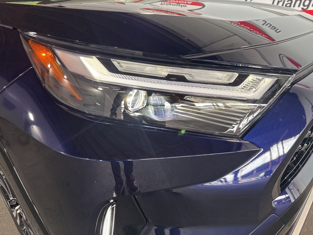 Thumbnail: 2025 Toyota RAV4 - 11