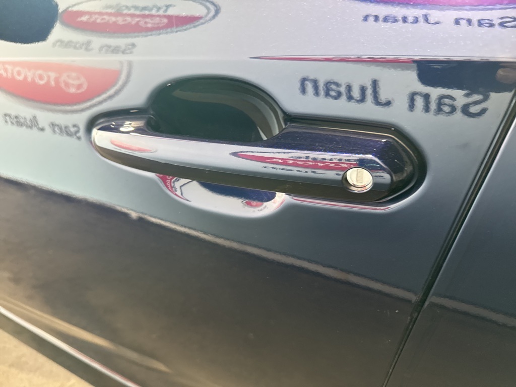 Thumbnail: 2025 Toyota RAV4 - 16