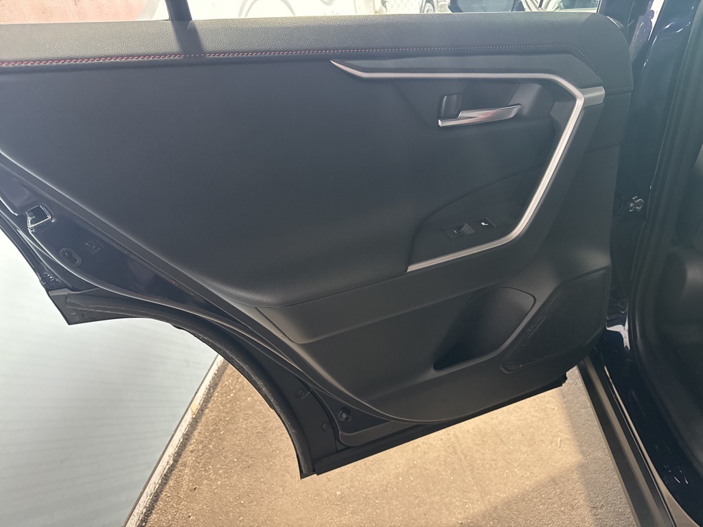 Thumbnail: 2025 Toyota RAV4 - 27