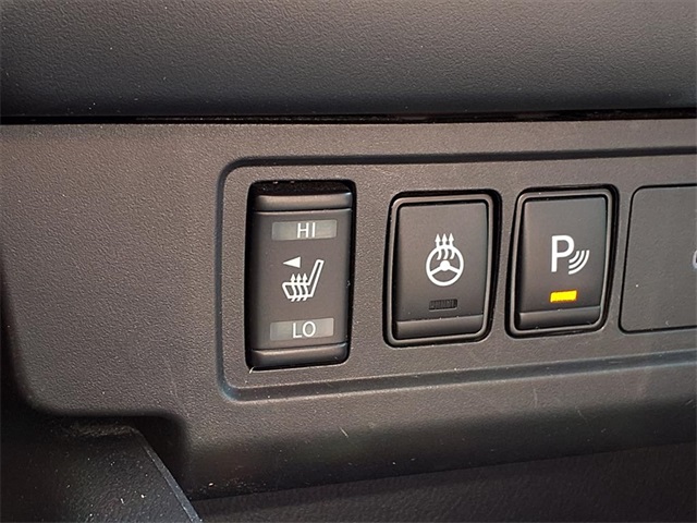 2022 Nissan Frontier SV - 5