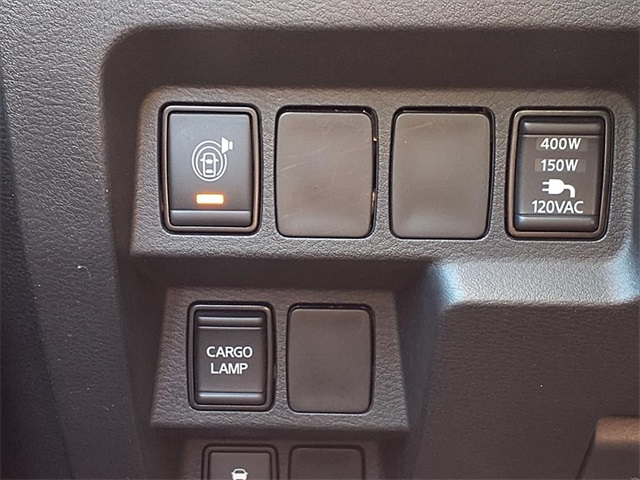 2022 Nissan Frontier SV - 8