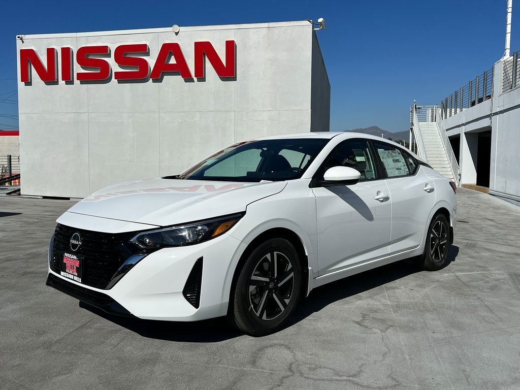 2025 Nissan Sentra SV photo 2