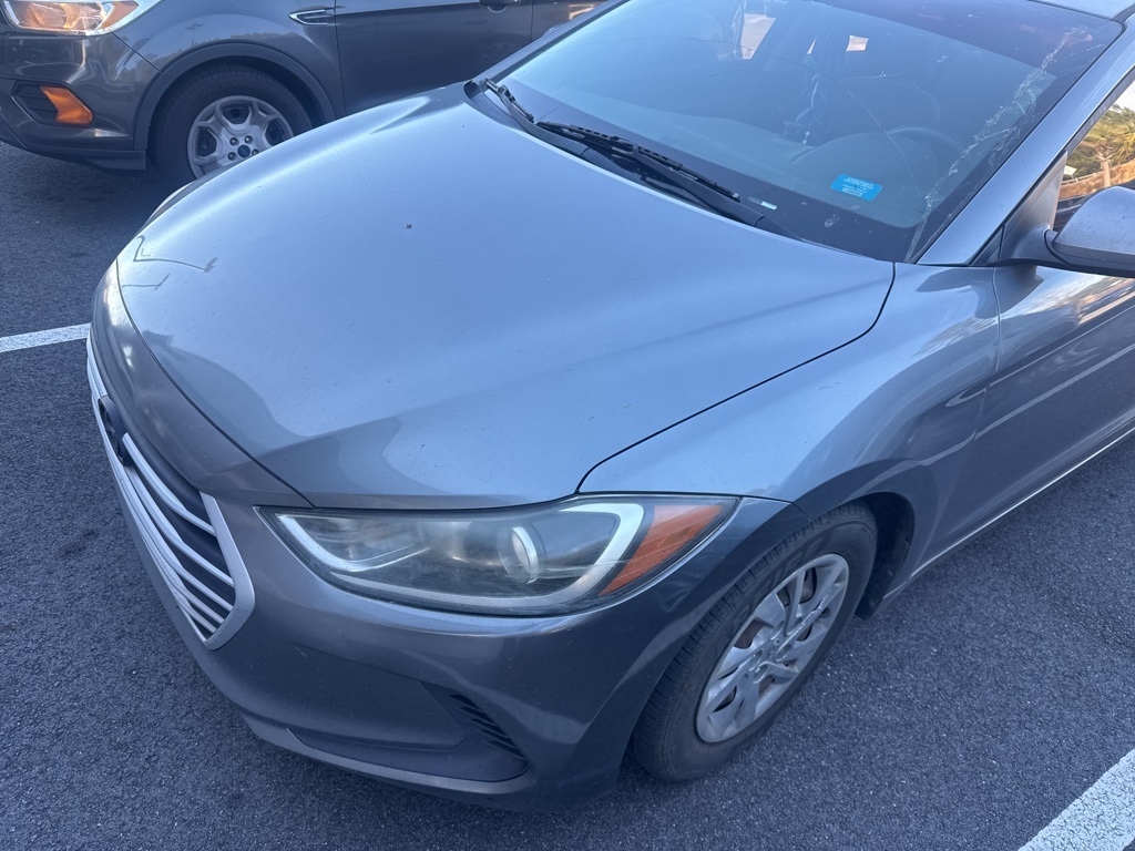2018 Hyundai Elantra SE FWD