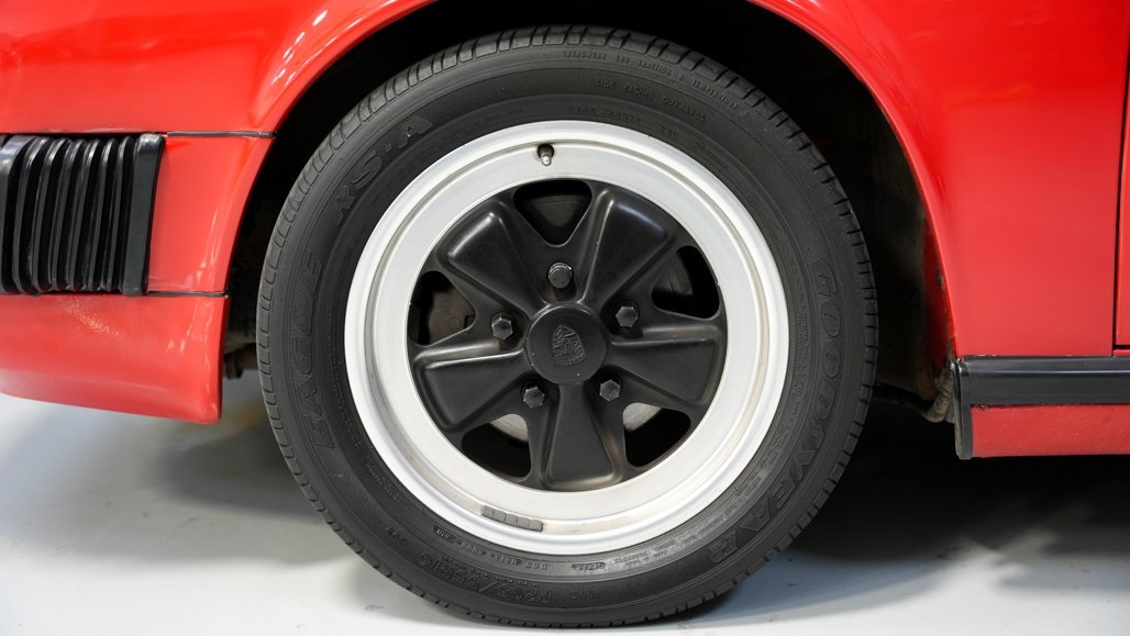 1988 911 Carrera picture #30