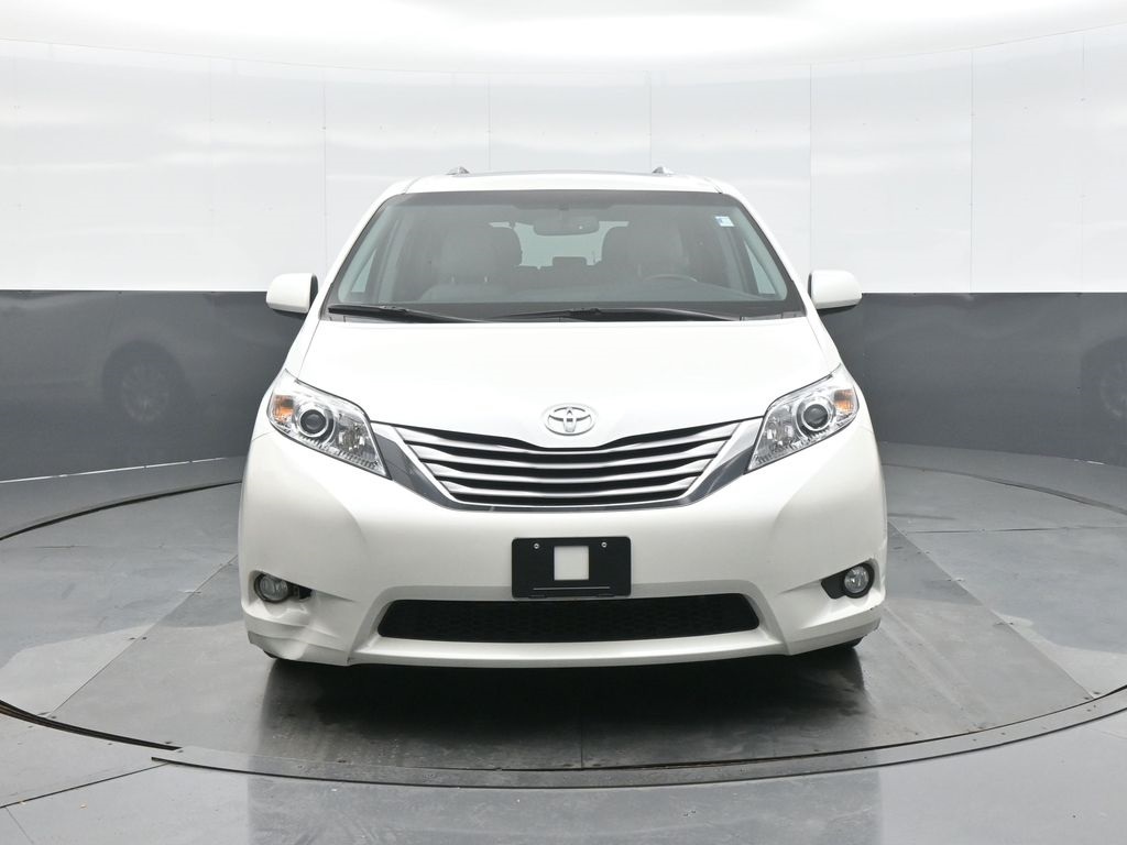 Used 2015 Toyota Sienna XLE with VIN 5TDYK3DC7FS676874 for sale in Kansas City