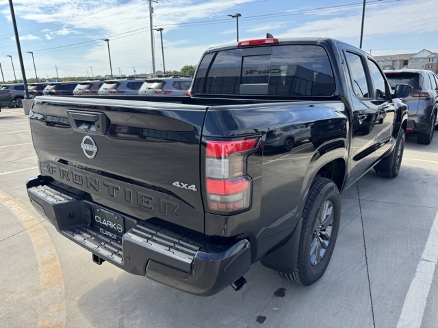 2026 Nissan Frontier SV photo 7