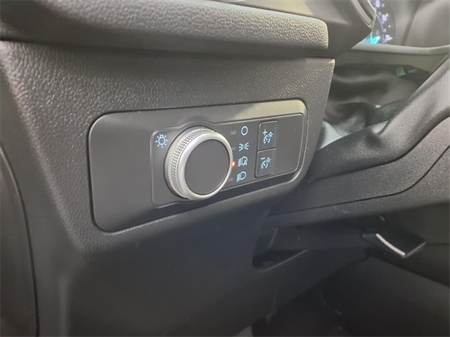 2021 Ford Escape S - 11