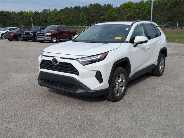 2023 Toyota RAV4 XLE White at Davis Toyota of Orangeburg