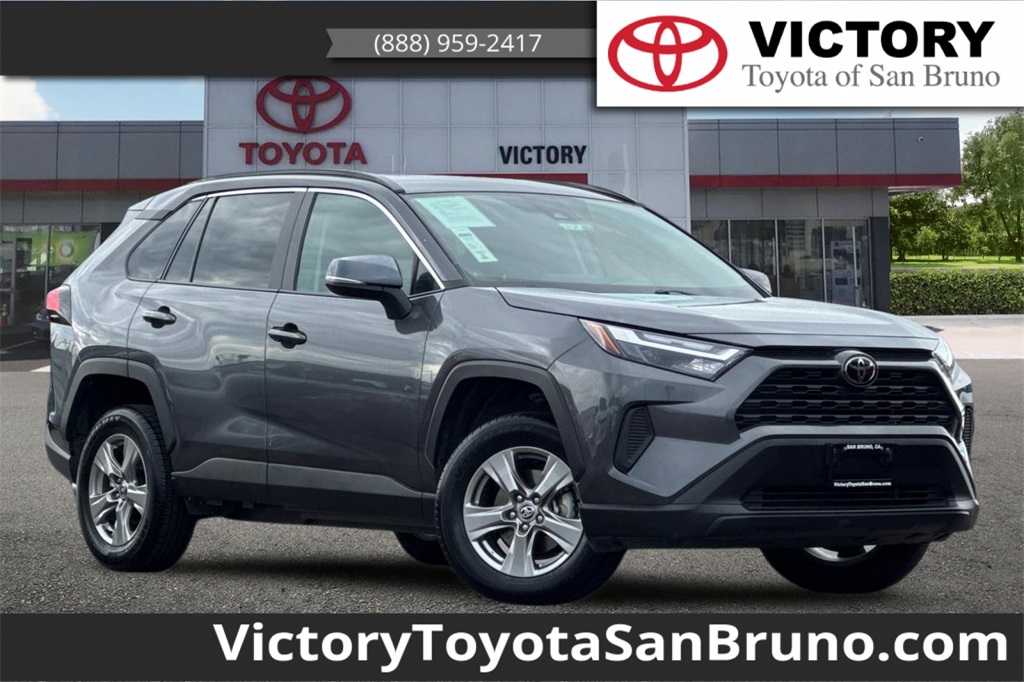 2024 Toyota RAV4 XLE FWD