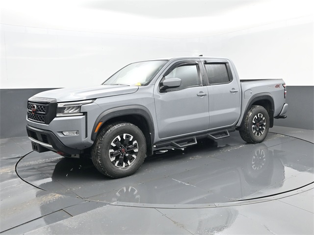 2022 Nissan Frontier PRO-4X Crew Cab 4WD