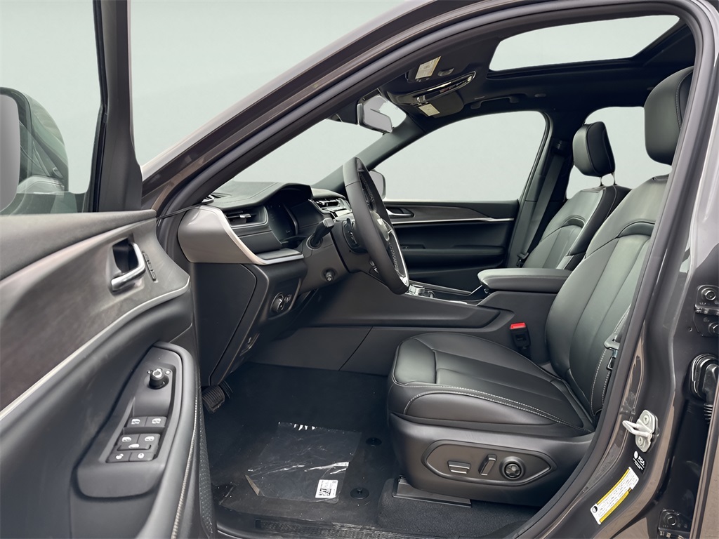 2025 Jeep Grand Cherokee L