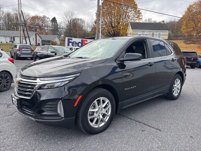2022 Chevrolet Equinox LT photo 3